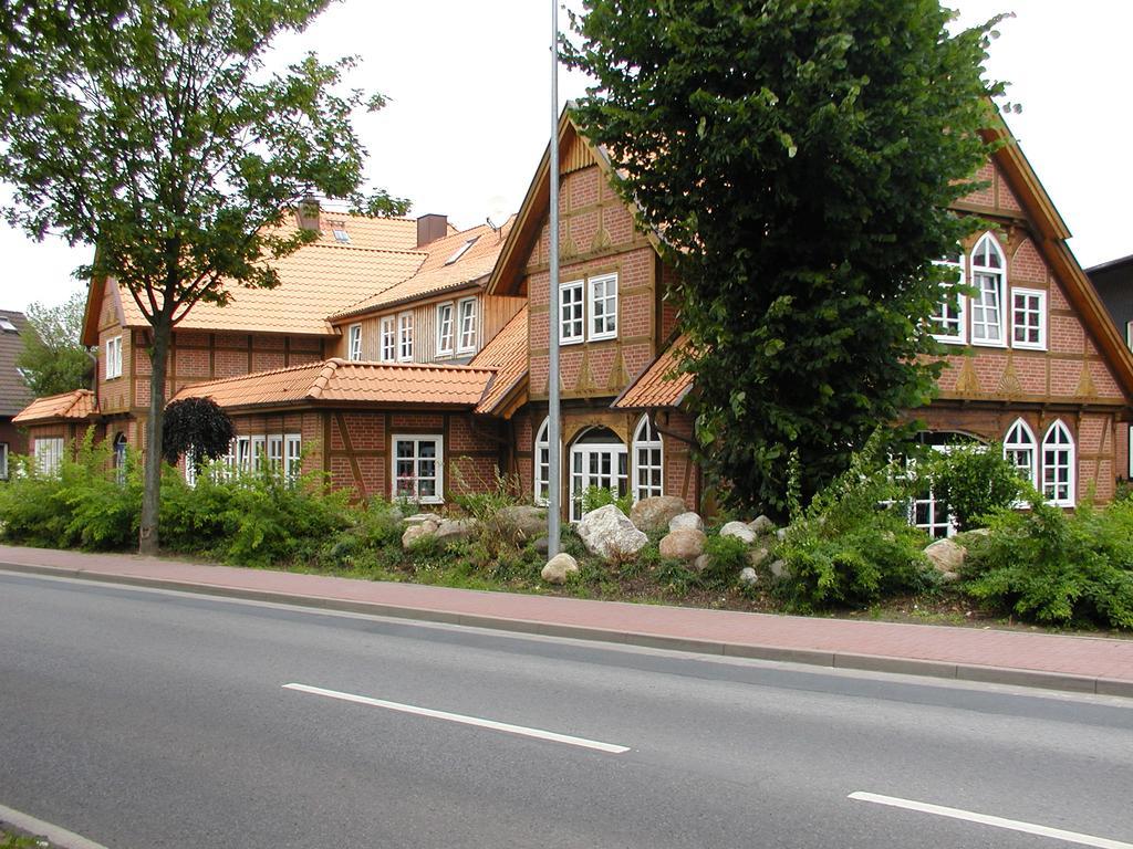Stelinger Hof Hotel Muenkel Гарбсен Экстерьер фото