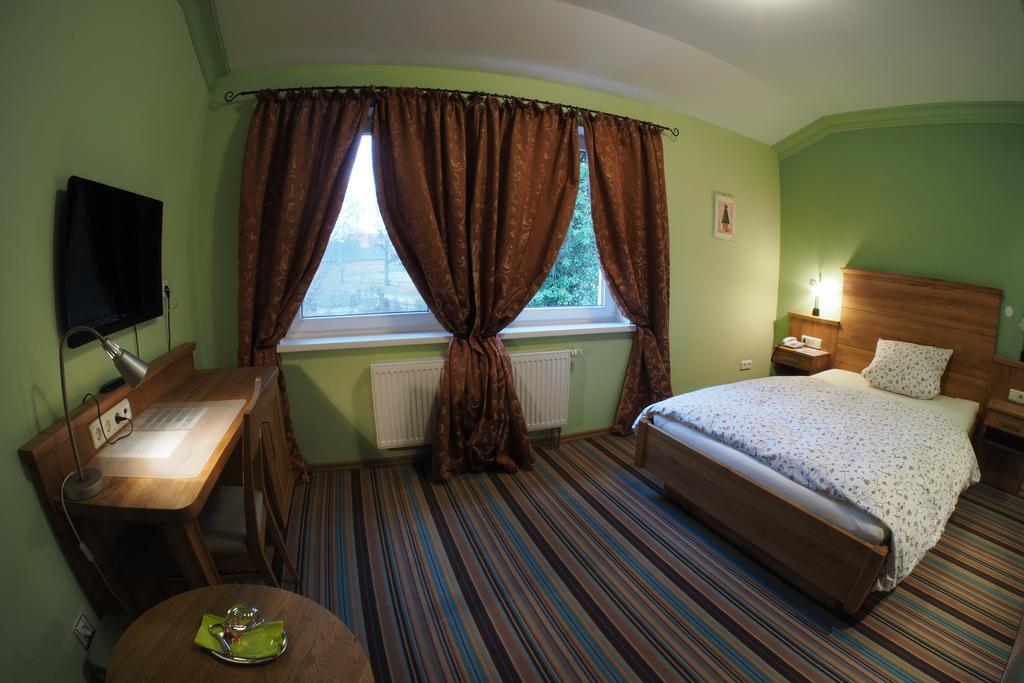 Stelinger Hof Hotel Muenkel Гарбсен Экстерьер фото